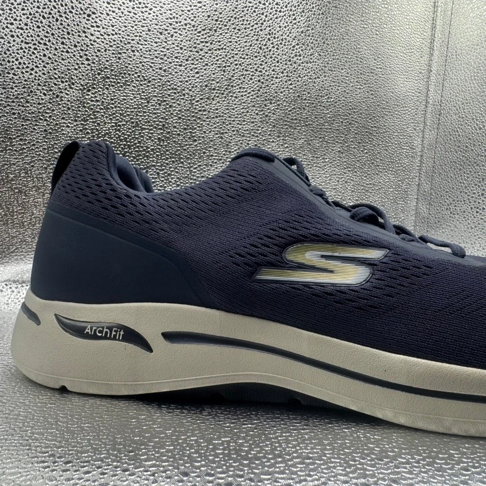 Size 15 Skechers Go Walk Arch Fit Sneaker Mens Navy Excellent Wide Fit 216116WW